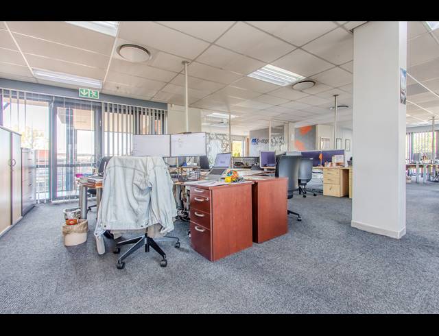 334M² OFFICE TO LET IN SIMBA